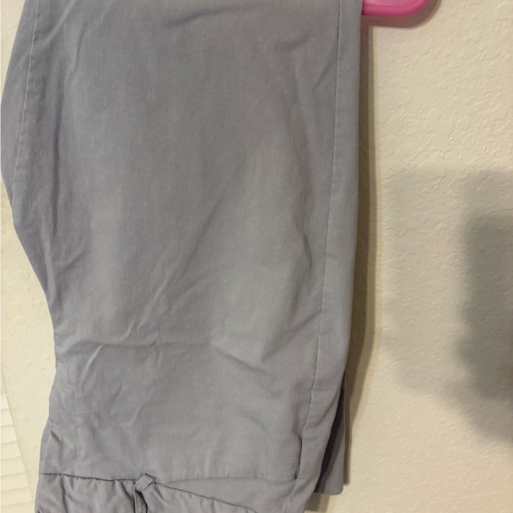 Worthington Slim Fit Light Gray Pants. EUC.